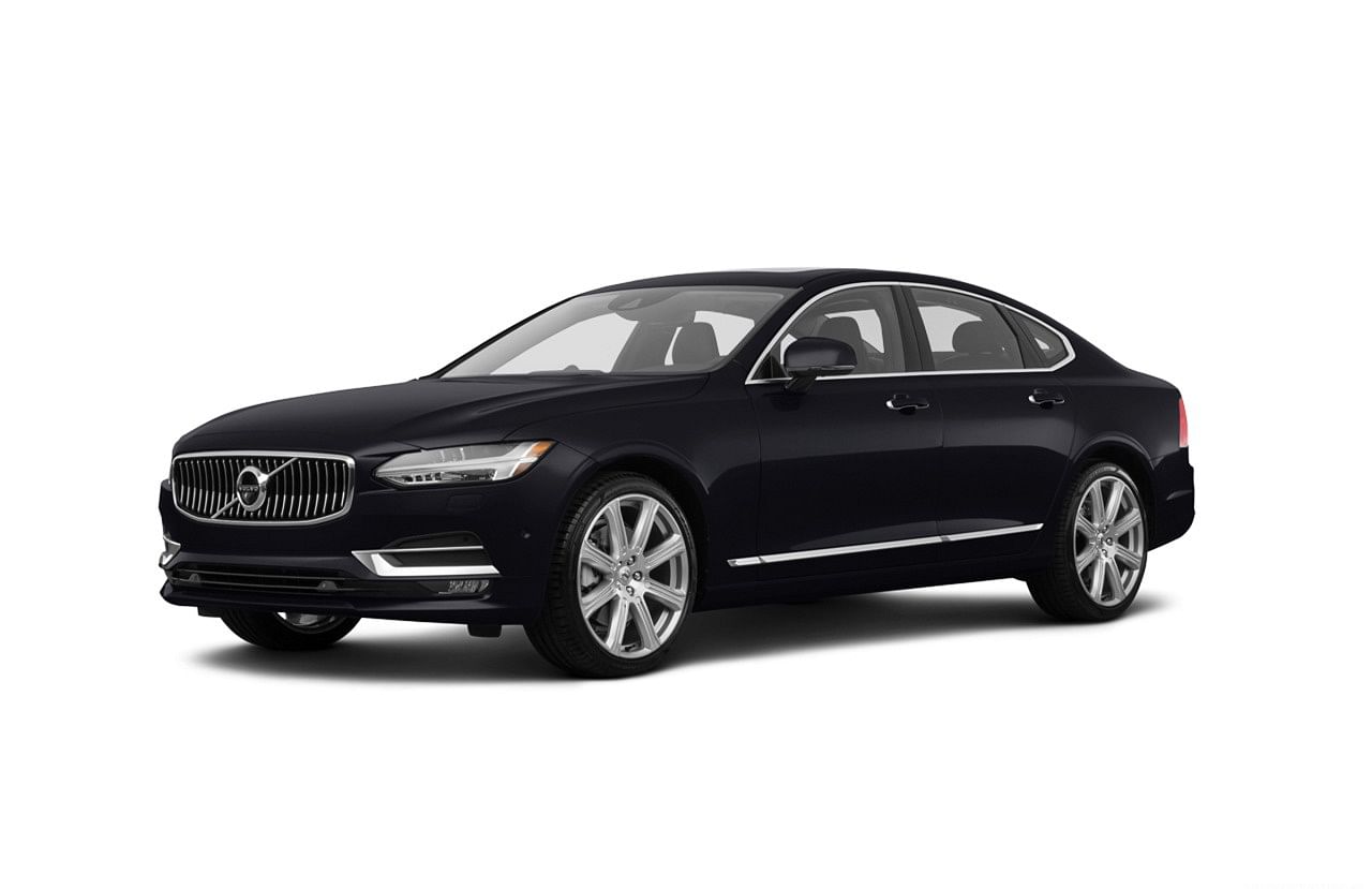 2017 Volvo S90 Sedan Front View